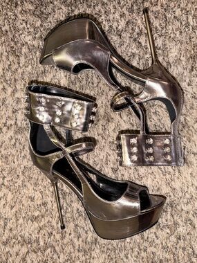 Metallic Silver Platform Stiletto Heels with Studded Ankle Cuff